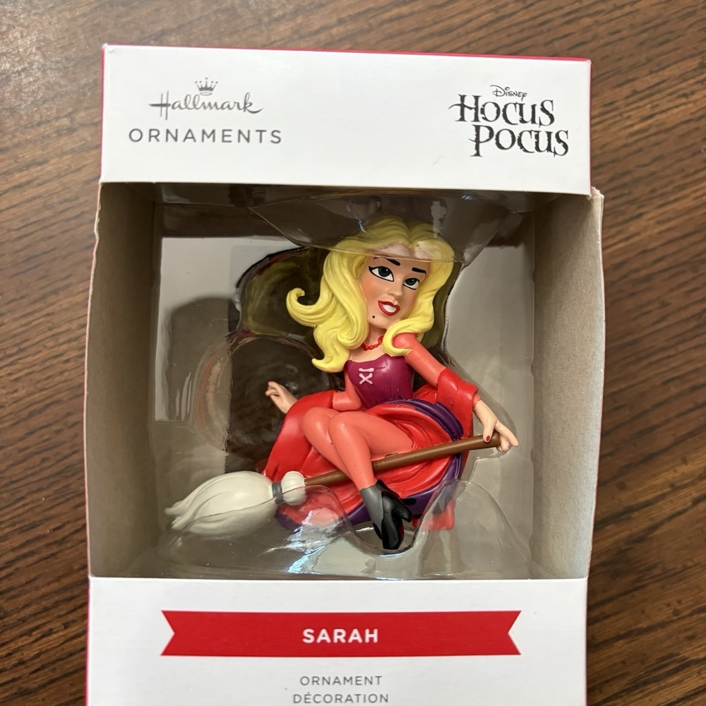 Hallmark Disney Hocus Pocus Sarah Sanderson Christmas Ornament Halloween